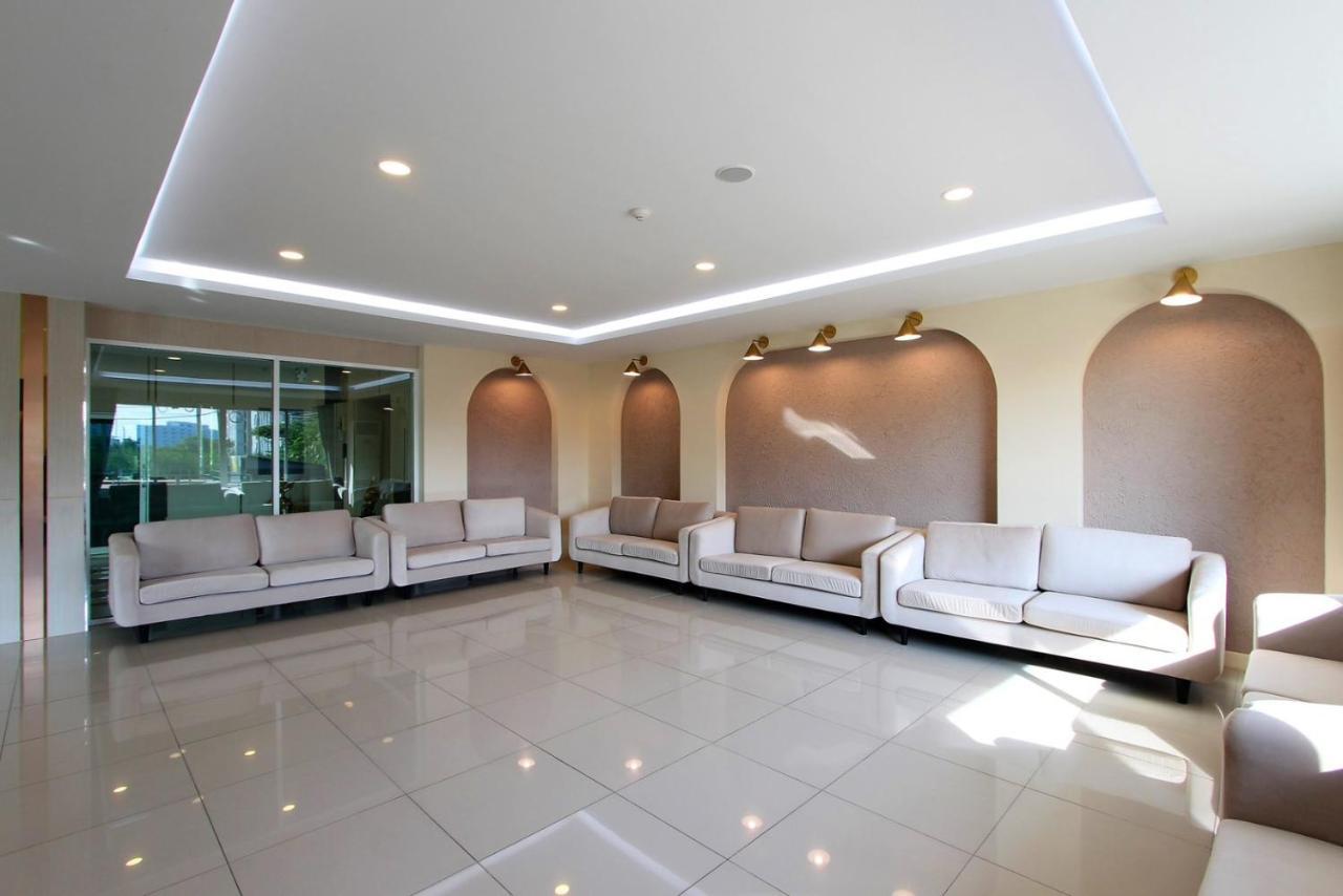 The Leisure Hotel Bang Bo Екстер'єр фото