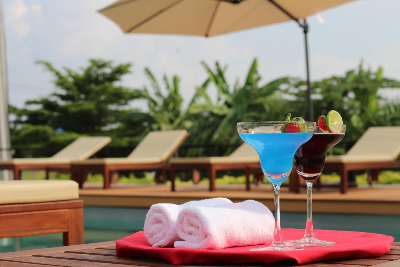 The Leisure Hotel Bang Bo Екстер'єр фото