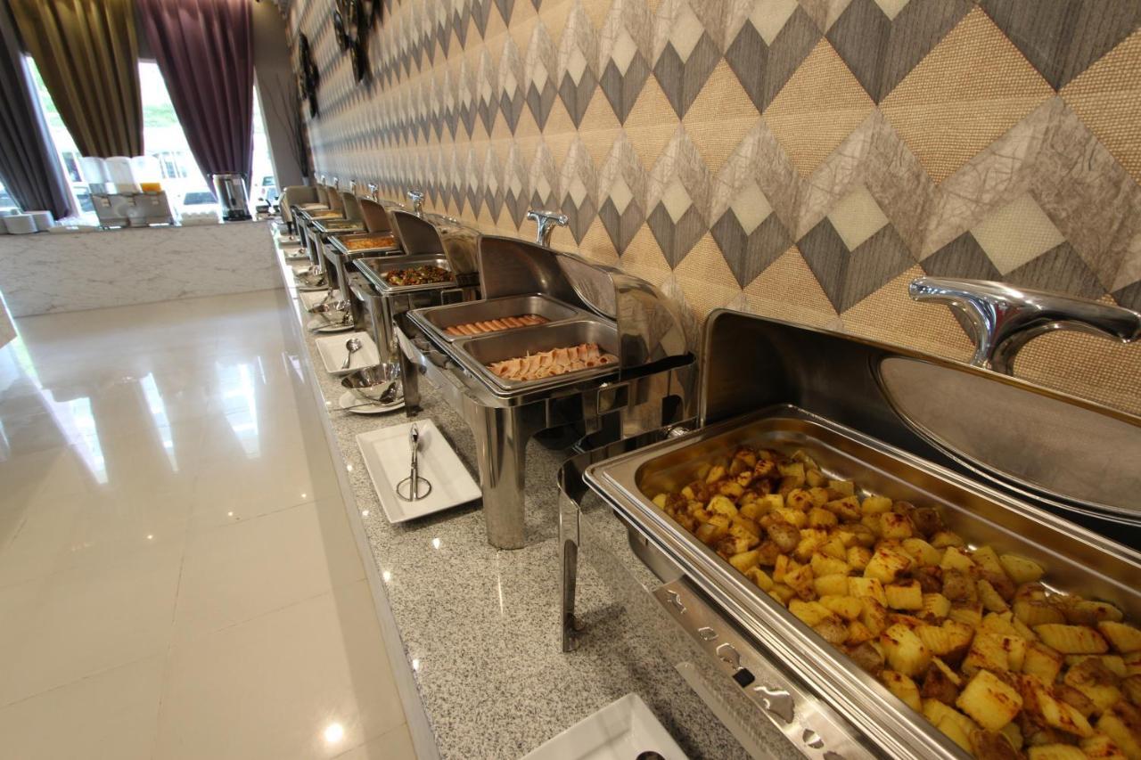 The Leisure Hotel Bang Bo Екстер'єр фото
